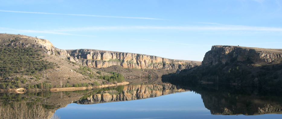 Las Vencías Lake